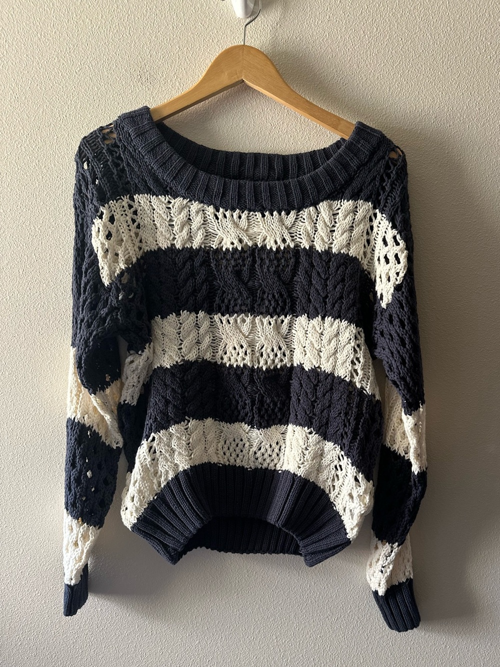 NWT John + Jenn Wes pullover chunky knit 100% cotton sweater navy ivory size S - Picture 1 of 6